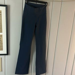 Lululemon straight leg leggings  lightly worn
